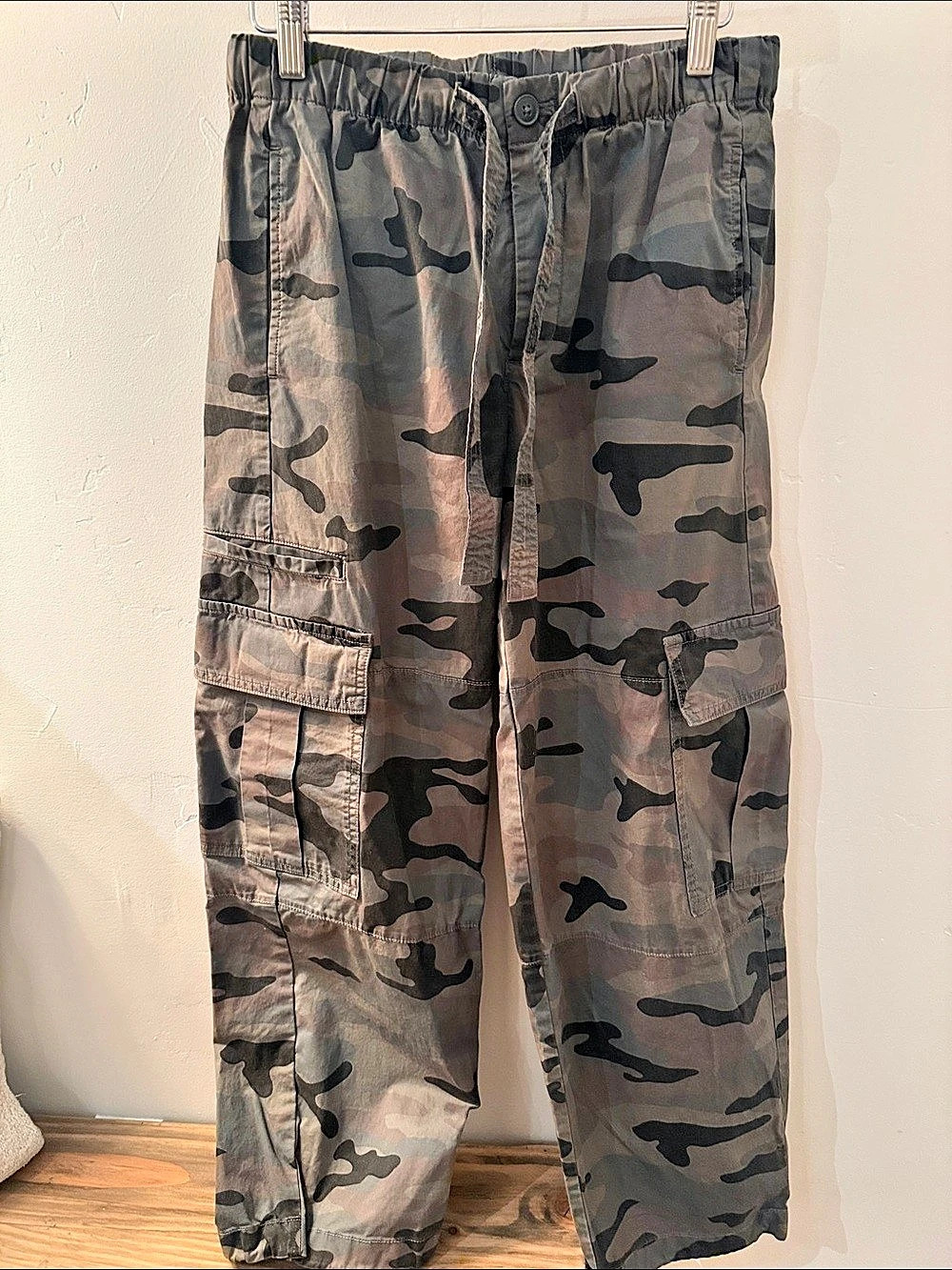 GAP Camo Cargo Jogger Pants in Green & Black Size XS Petite
